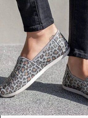 TOMS Classic Silver Glitter Cheetah Alpargata Shoes Women US 8